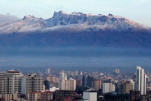 Downtown Cochabamba. During the 'Water War' protests, residents across the city were united in fighting the privatized system, despite different reasons for rejecting the new management and rate scheme. (photo source: Wikimedia Commons)