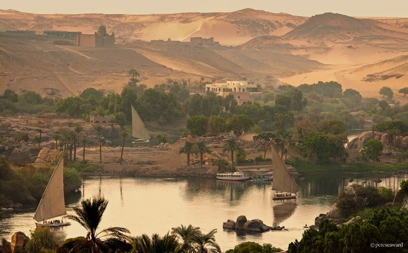 File:Aswan02.jpg